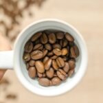 ¿Cuál es la diferencia entre la cafeína y la cafeína anhidra?